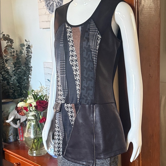 cleo Tops - Cleo size small Black Faux Leather & Patterned Panel Sleeveless Top